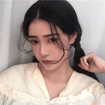 李强同荷兰首相耶滕通电话